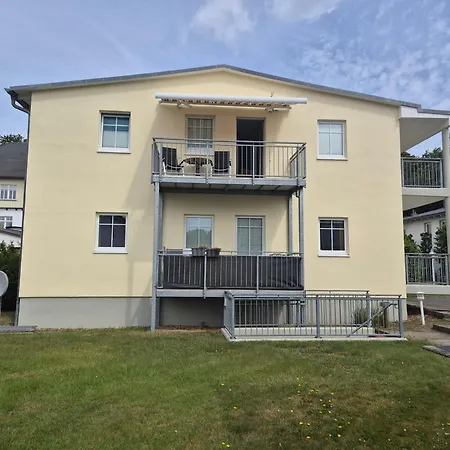 Apartment Waldstr. App 14 *